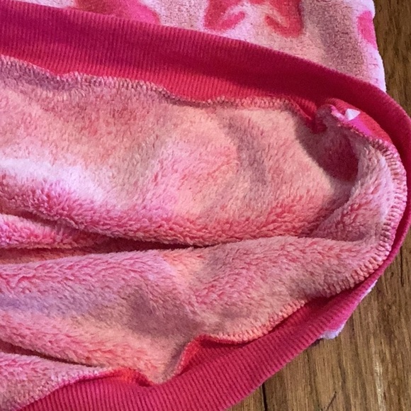 Disney Cozy Fleece Pajama Set Pink Minnie Mouse NWT❗️ - Picture 10 of 16